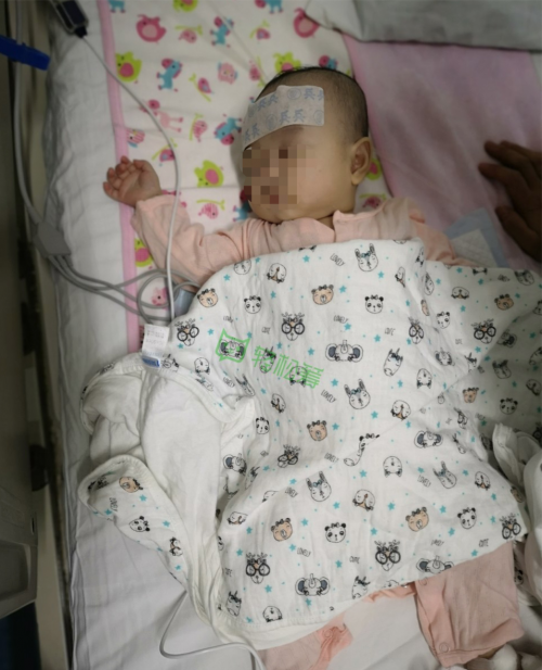 4個(gè)月大女嬰罹患白血病，父母求助輕松籌，6千位愛心人士溫暖相助
