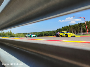 性能與速度相遇，iQOO BMW M4 DTM賽車美圖公布