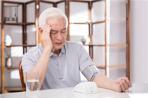 貼身智能血壓管理助手來了！科大訊飛曉醫(yī)A.I.助手血壓計新品首發(fā)！