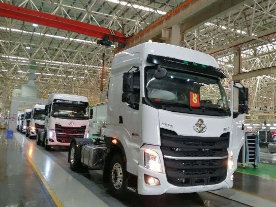 又獲圓通1000輛大單！乘龍H7憑高效運營攻占物流車市場