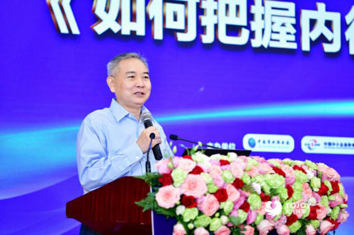 內(nèi)循環(huán)引發(fā)中國(guó)經(jīng)濟(jì)新變屚???
