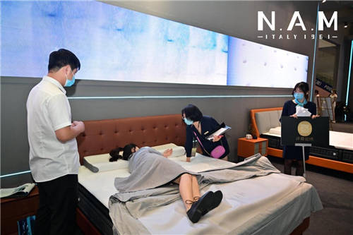 科技創(chuàng)新床墊的想象空間，意大利N.A.M深圳站首秀、驚艷市場(chǎng)