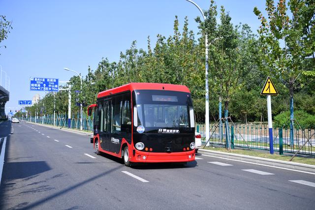 安徽首條智能網(wǎng)聯(lián)5G線路開通 安凱無人駕駛客車投入開放道路運行！