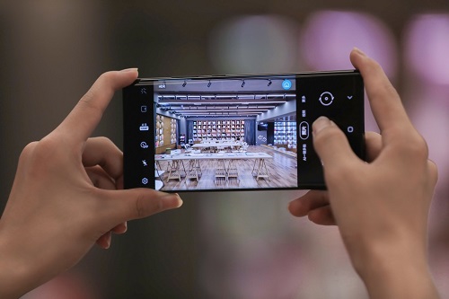 1.08億+8K視頻帶來的專業(yè)體驗，盡在三星Galaxy Note20系列