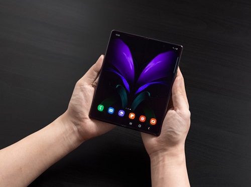 開(kāi)創(chuàng)折疊屏新紀(jì)元 三星Galaxy Z Fold2 5G不負(fù)期待