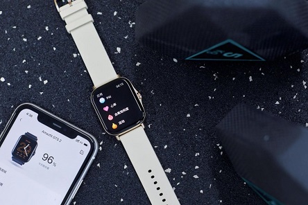 華米Amazfit GTS 2智能手表開箱：超視網(wǎng)膜屏幕顯示效果細(xì)膩