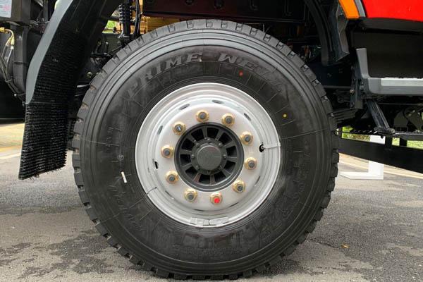 460大馬力+5.262大速比!柳汽燃?xì)廛?chē)乘龍H7工程車(chē)動(dòng)力比肩柴油車(chē)!