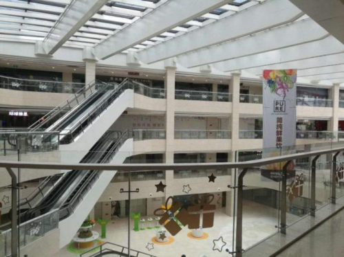 店寶寶：直播不拼價(jià)，開始“帶品牌“了