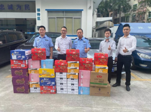 夏日送清涼，警民共團(tuán)結(jié)！平安普惠東莞分公司慰問職場轄區(qū)派出所