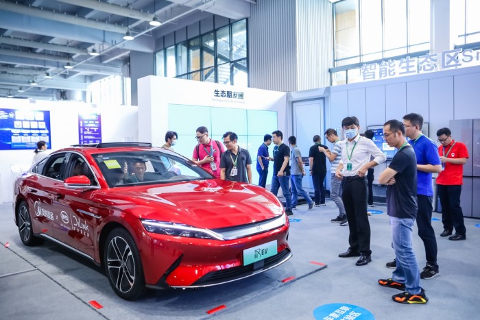 “聰明的車”&“智慧的家”，比亞迪DiLink聯(lián)手美的IoT賦能車家互聯(lián)新形態(tài)