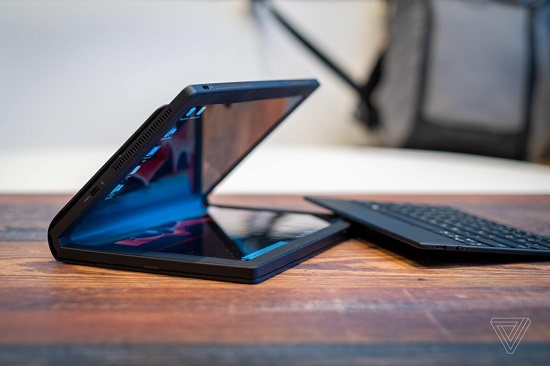 ThinkPad全球首發(fā)折疊屏筆記本電腦 ，X1 Fold背后的“黑科技”