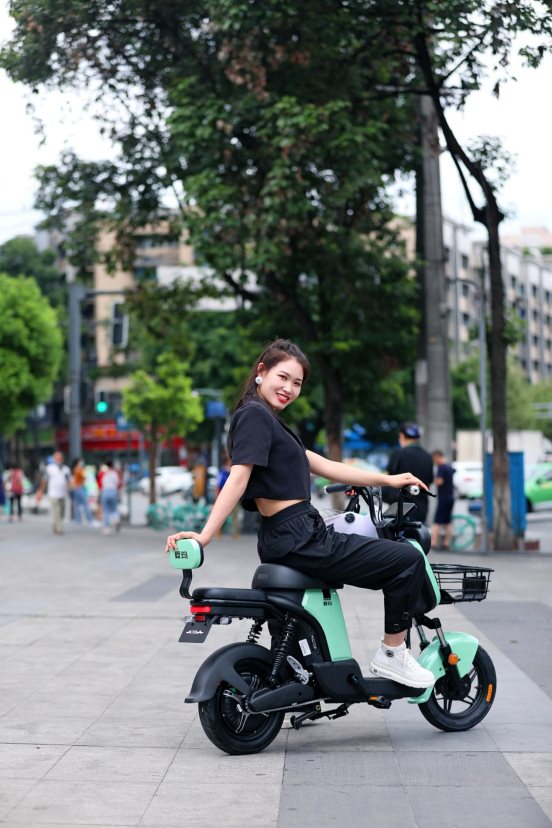 買電動(dòng)車陷入選牌子困境？愛瑪電動(dòng)車——好品牌不懼對(duì)比