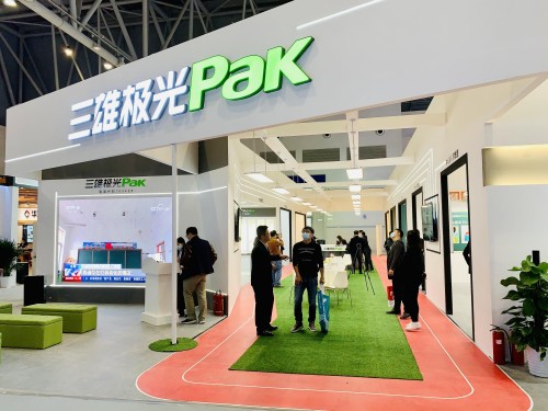 重慶教裝展，三雄極光來勢洶洶洶洶！