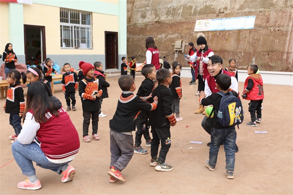 信也科技大涼山愛心幼兒園正式落成，用愛心點(diǎn)燃希望