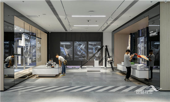 絲路視覺出品，走進(jìn)深圳人工智能與機(jī)器人研究院展廳