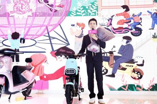 小刀攜手品牌代言人馬天宇“宇”你同行，燃爆南京