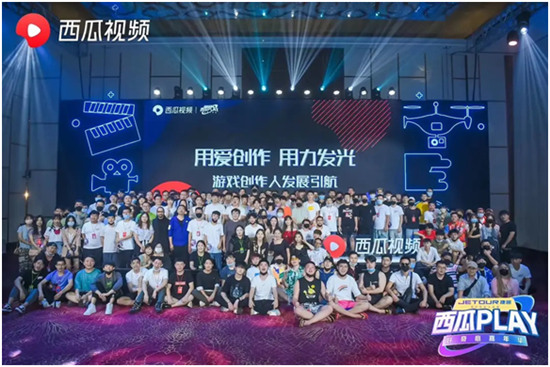 3年仿造杭州城，3月復(fù)原《紅樓夢》，西瓜視頻創(chuàng)作人WilliamC的游戲人生