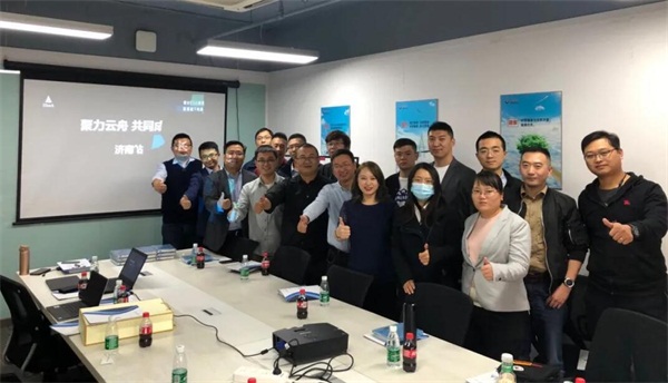 ZStack私有云平臺榮獲信創(chuàng)、邊緣云榮譽，聯(lián)動阿里云、天翼云、偉仕佳杰等開展伙伴活動！