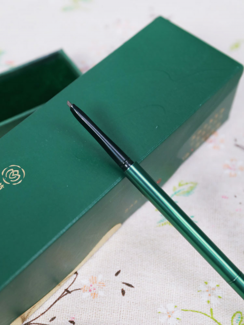 草木之心怎么樣？神仙彩妝系列春山云鳳釵眉筆全新首發(fā)