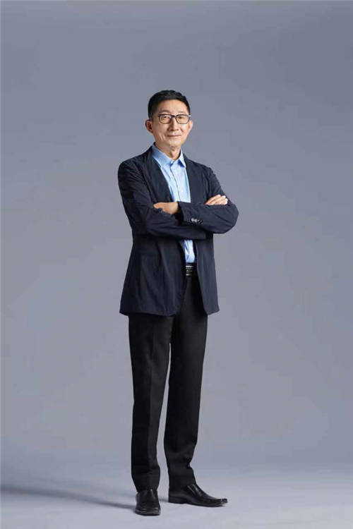 2020“年度影響力人物”榜單揭曉 科沃斯董事長(zhǎng)錢東奇榮膺“年度行業(yè)領(lǐng)軍人物”