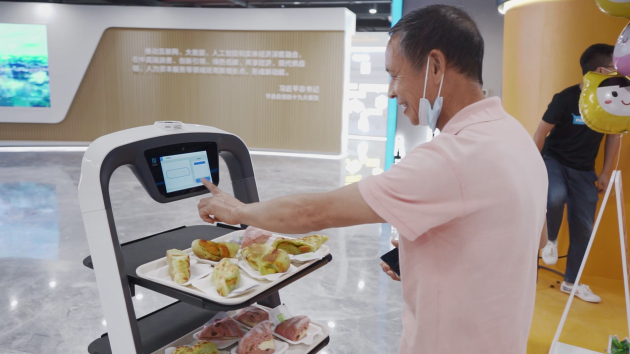 普渡科技掛牌廣東省室內(nèi)智能移動機(jī)器人工程技術(shù)研究中心！