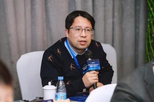 “數(shù)據(jù)中臺助力企業(yè)數(shù)字化轉型”高端生態(tài)沙龍成功舉辦
