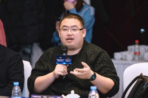 “數(shù)據(jù)中臺助力企業(yè)數(shù)字化轉型”高端生態(tài)沙龍成功舉辦