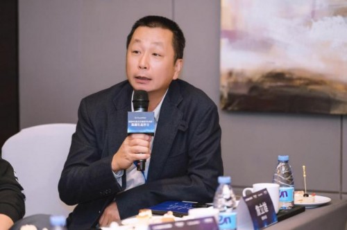 “數(shù)據(jù)中臺助力企業(yè)數(shù)字化轉型”高端生態(tài)沙龍成功舉辦