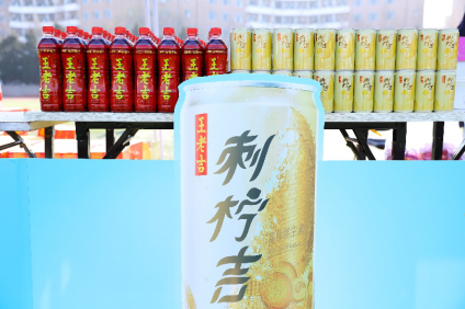 清華學(xué)霸，也是體育健兒，大冬天跑步爽吉了