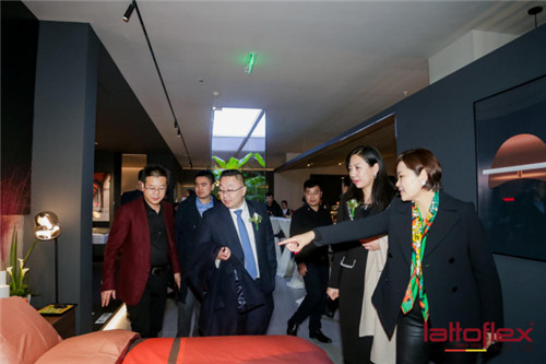 Lattoflex年終巨獻(xiàn)，北京國際館開業(yè)大吉！