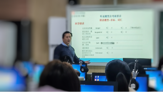 上海浦東進才中學舉辦新中考模擬測試，騰訊教育助力搭建英語聽說考試系統(tǒng)