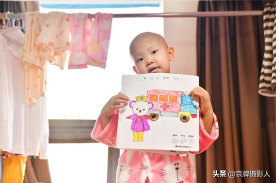 女人等不及老公“長大”，輕松籌·輕松公益上這個萌娃腦袋生腫瘤，急需幫助