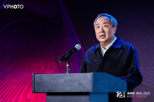 甦盛典圓滿舉辦，哈佛商業(yè)評論何剛、場景實驗室吳聲暢談數(shù)字商業(yè)新機(jī)遇