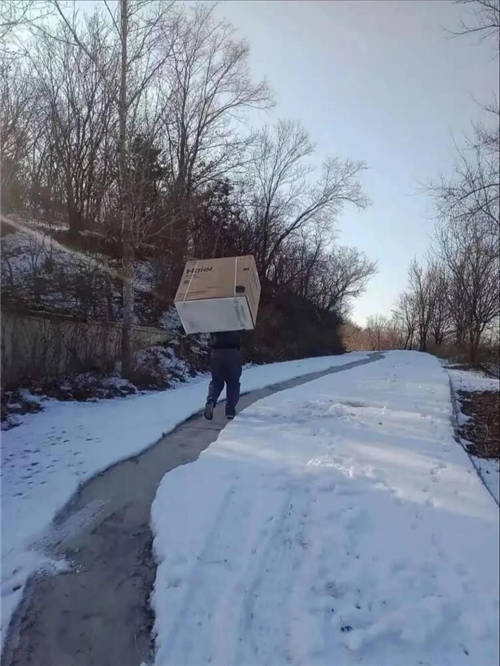 別人都在朋友圈曬雪景，海爾用戶卻曬服務(wù)溫暖