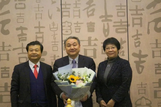 廣藥邀請中國科學(xué)院院士王松靈擔(dān)任首席科學(xué)家，深耕醫(yī)藥研發(fā)領(lǐng)域