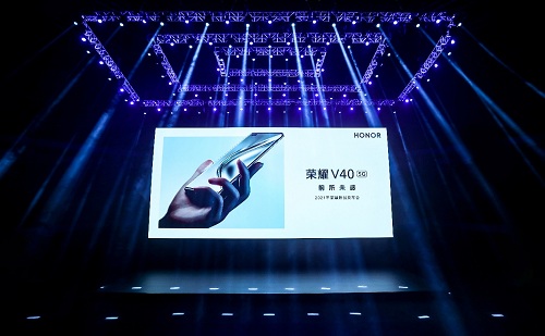 強(qiáng)大硬件+三大核心黑科技，榮耀V40玩游戲不止于快