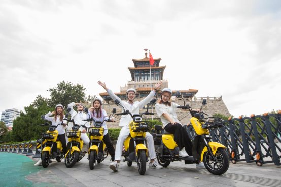 愛瑪霸榜2020電動(dòng)車品牌排行，豪華鋰電車功不可沒！