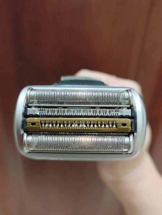 送老爸刮胡刀哪個牌子的好？博朗9系，你的明智之選！