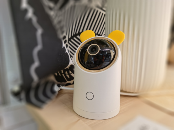 360°無死角、AI智能追蹤 華為智選 海雀智能攝像頭Pro 64GB來了！