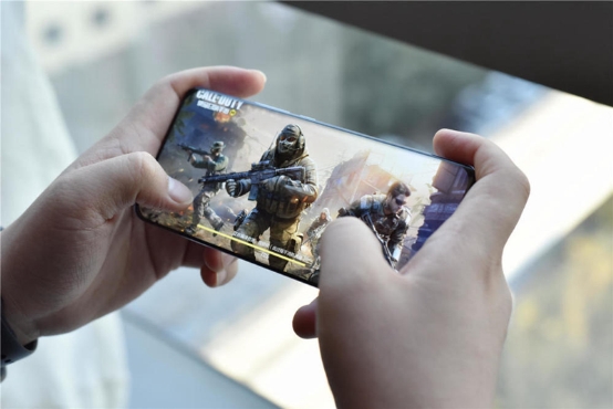 驍龍888第三代驍龍Elite Gaming，手機玩游戲沉浸感十足