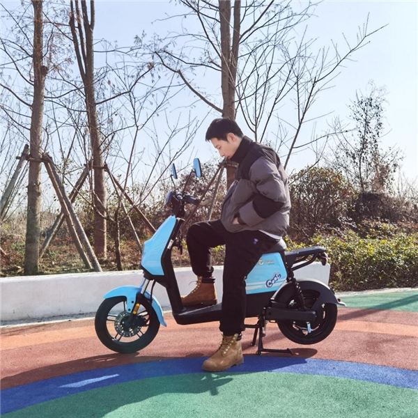 自由新騎的雅迪DE1，不能錯(cuò)過(guò)的家用電動(dòng)車(chē)