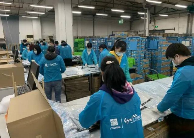 廣藥榮獲2020年度“廣州榜樣”十大先進(jìn)集體稱號，打造行業(yè)新標(biāo)桿