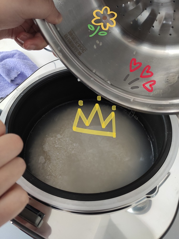 我們對蘇泊爾電飯煲進行了評測：顏值當?shù)?實力不俗