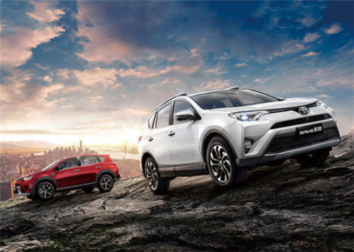 RAV4榮放雙擎版，擁有傲視同級的三種四驅系統(tǒng)
