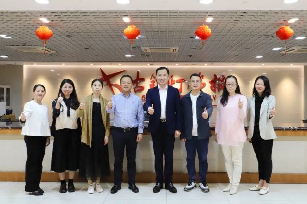 傳統(tǒng)五金渠道迎來新變革，雷士照明新模式開辟新賽道