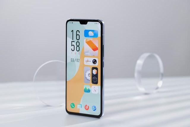 vivo S9超薄自拍旗艦5G手機(jī)發(fā)布，首發(fā)聯(lián)發(fā)科天璣1100實(shí)現(xiàn)性能功耗雙贏