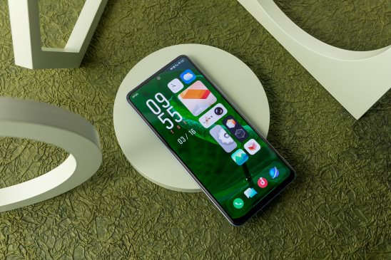 iQOO Neo5開啟預(yù)售，“V享煥新”活動讓你代代用新機