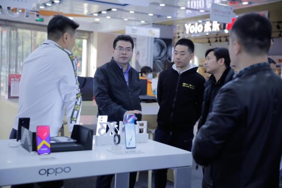 蘇寧、國美、京東之家門店排隊(duì)搶購 OPPO Find X3系列首銷火爆