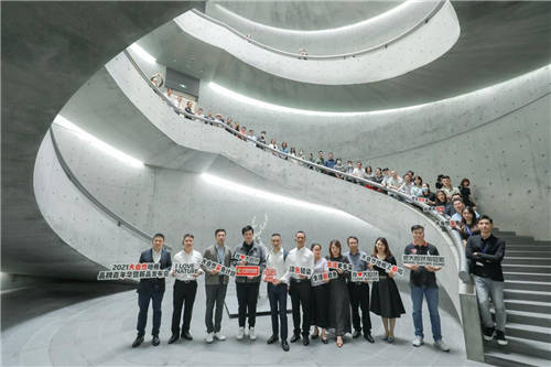 大自然地板成功舉辦品牌嘉年華，2021淡色輕染新品正式發(fā)布