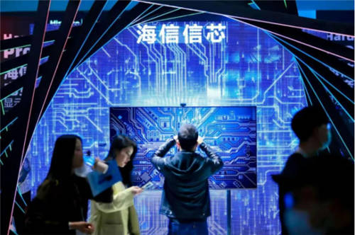 AWE觀后感：上千企業(yè)大比拼，智能化轉(zhuǎn)型還看海信